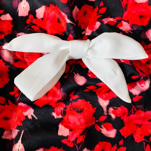 🌺 NWT Victoria’s Secret Satin and Faux Fur Cozy Slippers W Dust Bag Size S 5-7 - Picture 5 of 5